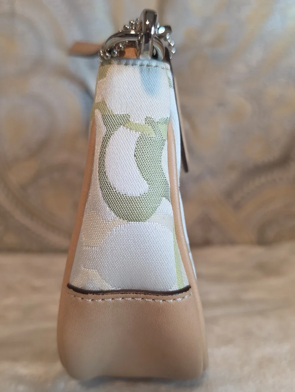 COACH VINTAGE OPTIC GREEN SIGNATURE C DEMI BAG 7027